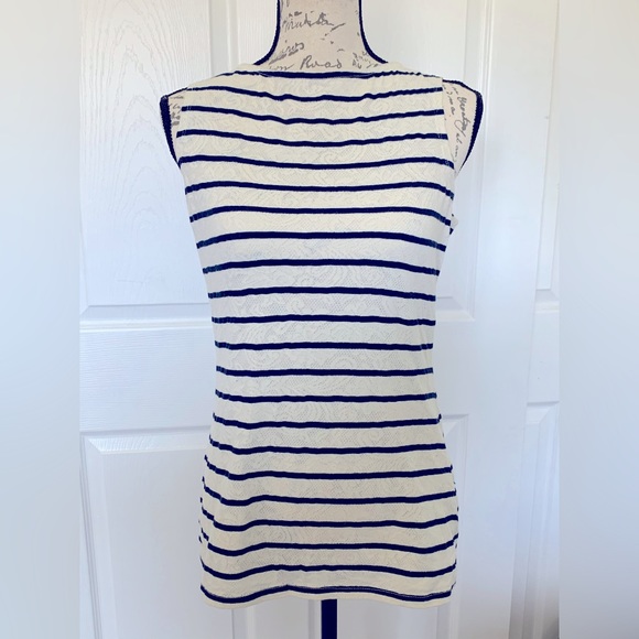 Limited lacey tank - Picture 1 of 1